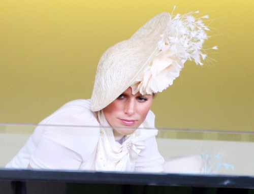 Royal+Ascot+2008+zara phillips, white floral hat, white hat, female celebrity and model, photography, art