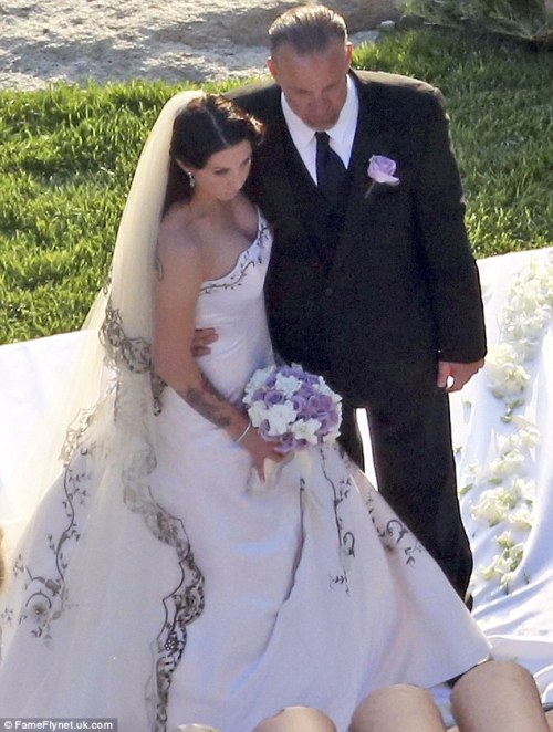 Jesse James wedding to billionaire heiress Alexis DeJoria